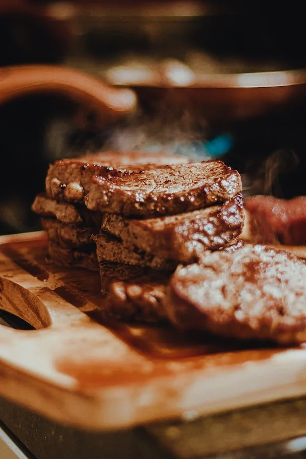 Foto ilustrativa para bife escalope com ervas finas