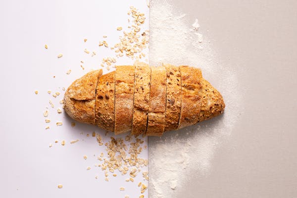 Foto ilustrativa para pão integral de microondas