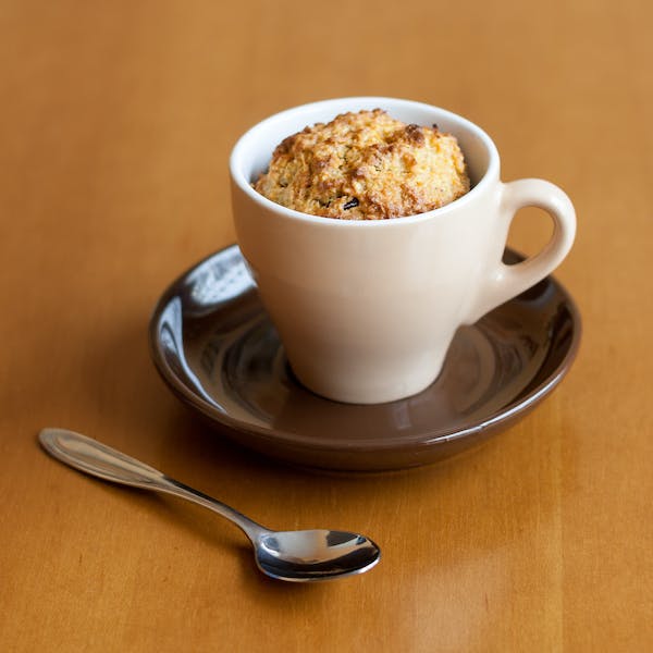 Foto meramente ilustrativa para bolo de caneca rápido e delicioso